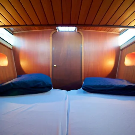 Bateau-hôtel Homeboat-bateau