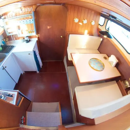 Homeboat-bateau Bateau-hôtel 4*