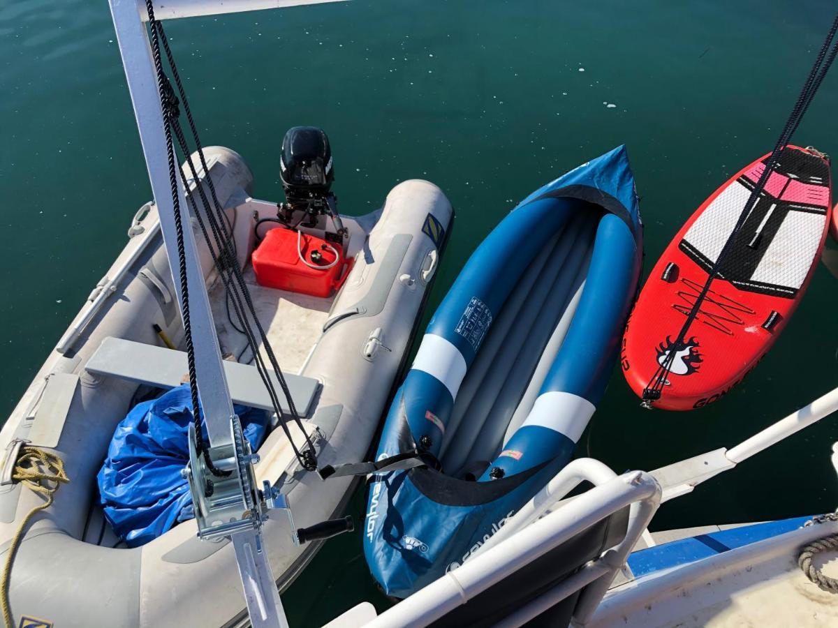 Hotel en barco Homeboat-bateau